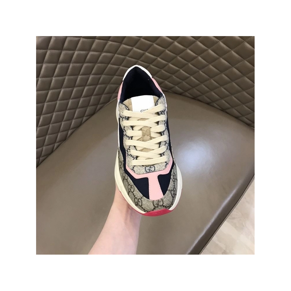 FashionStatement,GUCCI,IconicStyle,ItalianCraftsmanship,LuxuryFootwear,SNEAKER