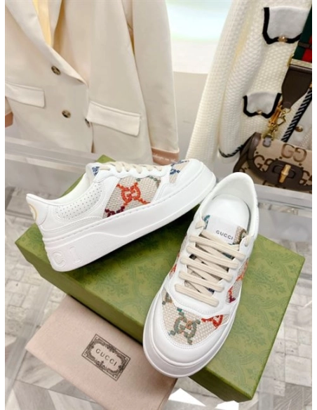 FashionStatement,GUCCI,LuxuryFootwear,SNEAKER