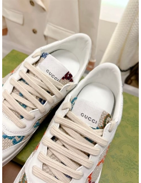 FashionStatement,GUCCI,LuxuryFootwear,SNEAKER