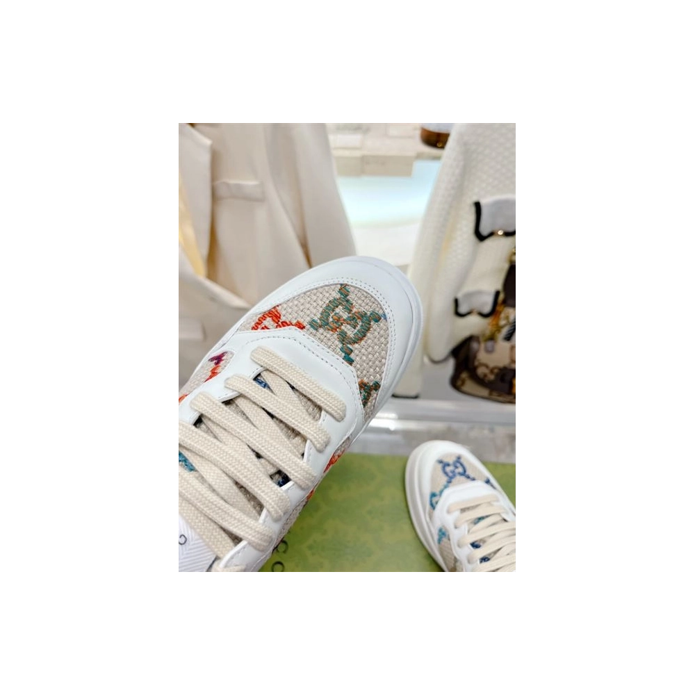 FashionStatement,GUCCI,LuxuryFootwear,SNEAKER