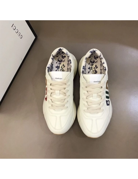 FashionStatement,GUCCI,IconicStyle,ItalianCraftsmanship,LuxuryFootwear,SNEAKER