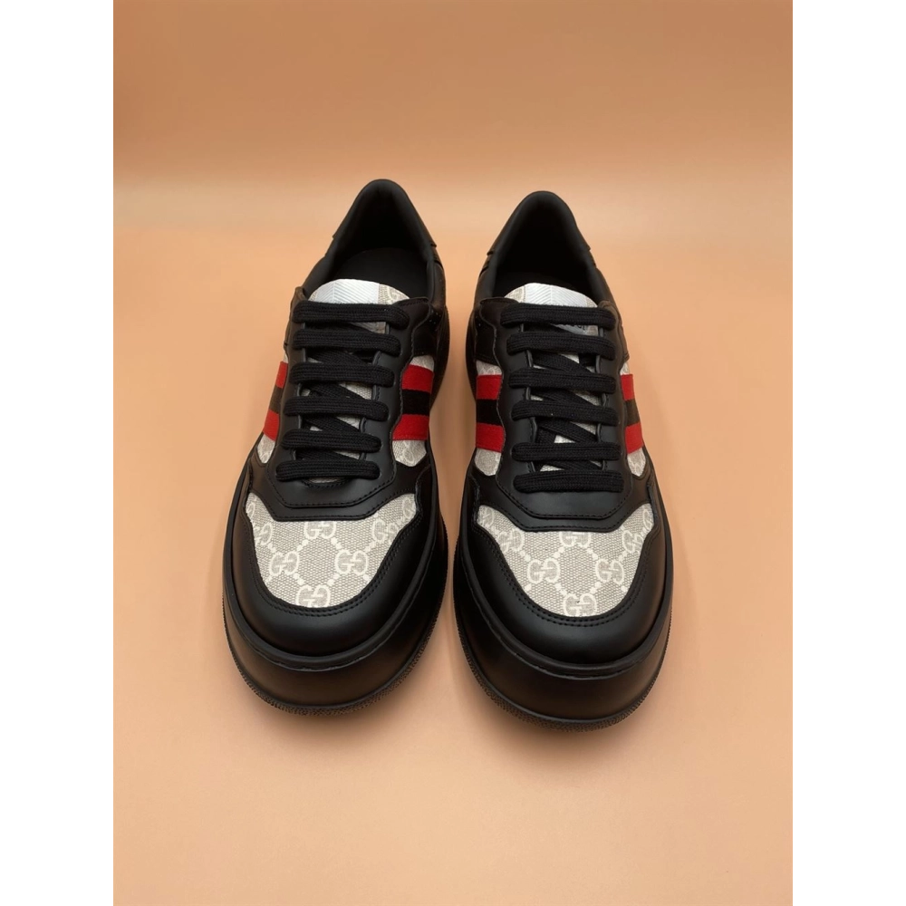 FashionStatement,GUCCI,LuxuryFootwear,SNEAKER