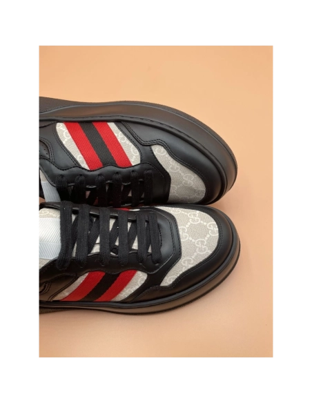 FashionStatement,GUCCI,LuxuryFootwear,SNEAKER