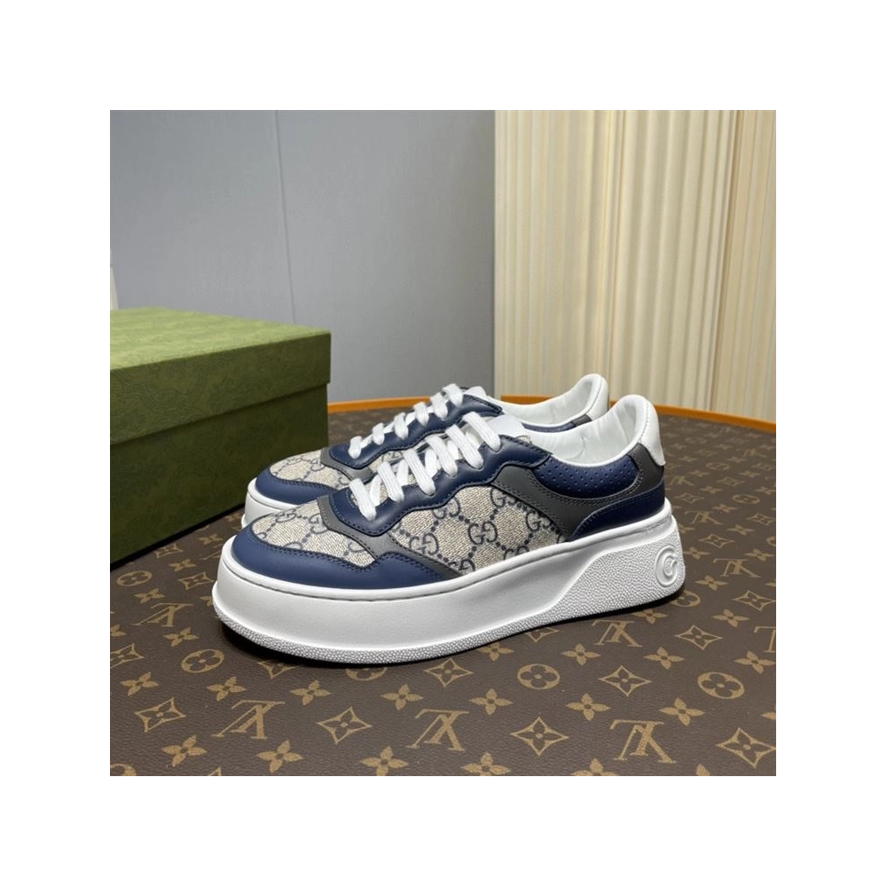 FashionStatement,GUCCI,IconicStyle,ItalianCraftsmanship,LuxuryFootwear,SNEAKER