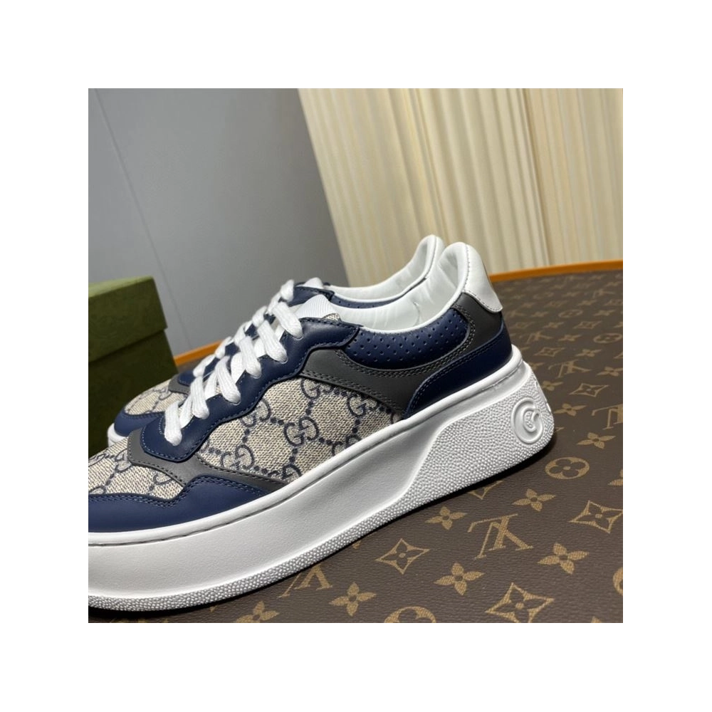 FashionStatement,GUCCI,IconicStyle,ItalianCraftsmanship,LuxuryFootwear,SNEAKER