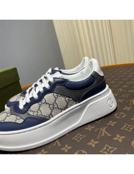 FashionStatement,GUCCI,IconicStyle,ItalianCraftsmanship,LuxuryFootwear,SNEAKER