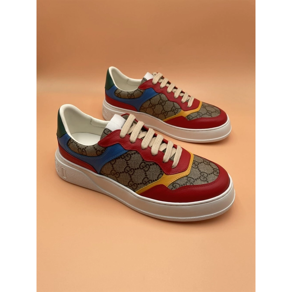 FashionStatement,GUCCI,LuxuryFootwear,SNEAKER