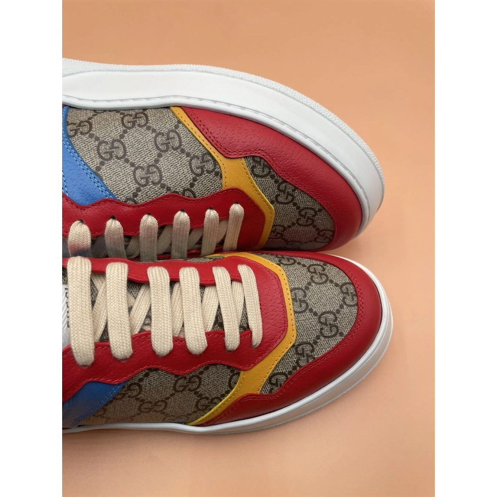 FashionStatement,GUCCI,LuxuryFootwear,SNEAKER