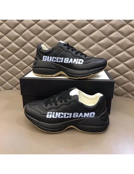 FashionStatement,GUCCI,IconicStyle,ItalianCraftsmanship,LuxuryFootwear,SNEAKER