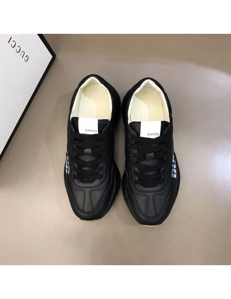 FashionStatement,GUCCI,IconicStyle,ItalianCraftsmanship,LuxuryFootwear,SNEAKER