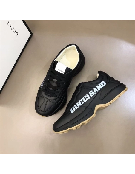 FashionStatement,GUCCI,IconicStyle,ItalianCraftsmanship,LuxuryFootwear,SNEAKER