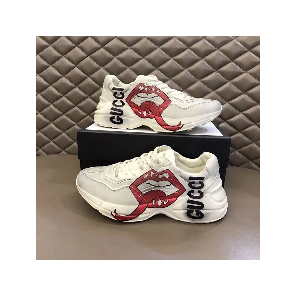 FashionStatement,GUCCI,IconicStyle,ItalianCraftsmanship,LuxuryFootwear,SNEAKER