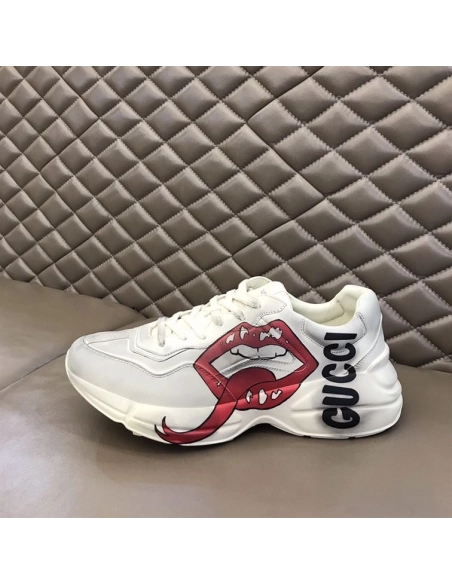 FashionStatement,GUCCI,IconicStyle,ItalianCraftsmanship,LuxuryFootwear,SNEAKER