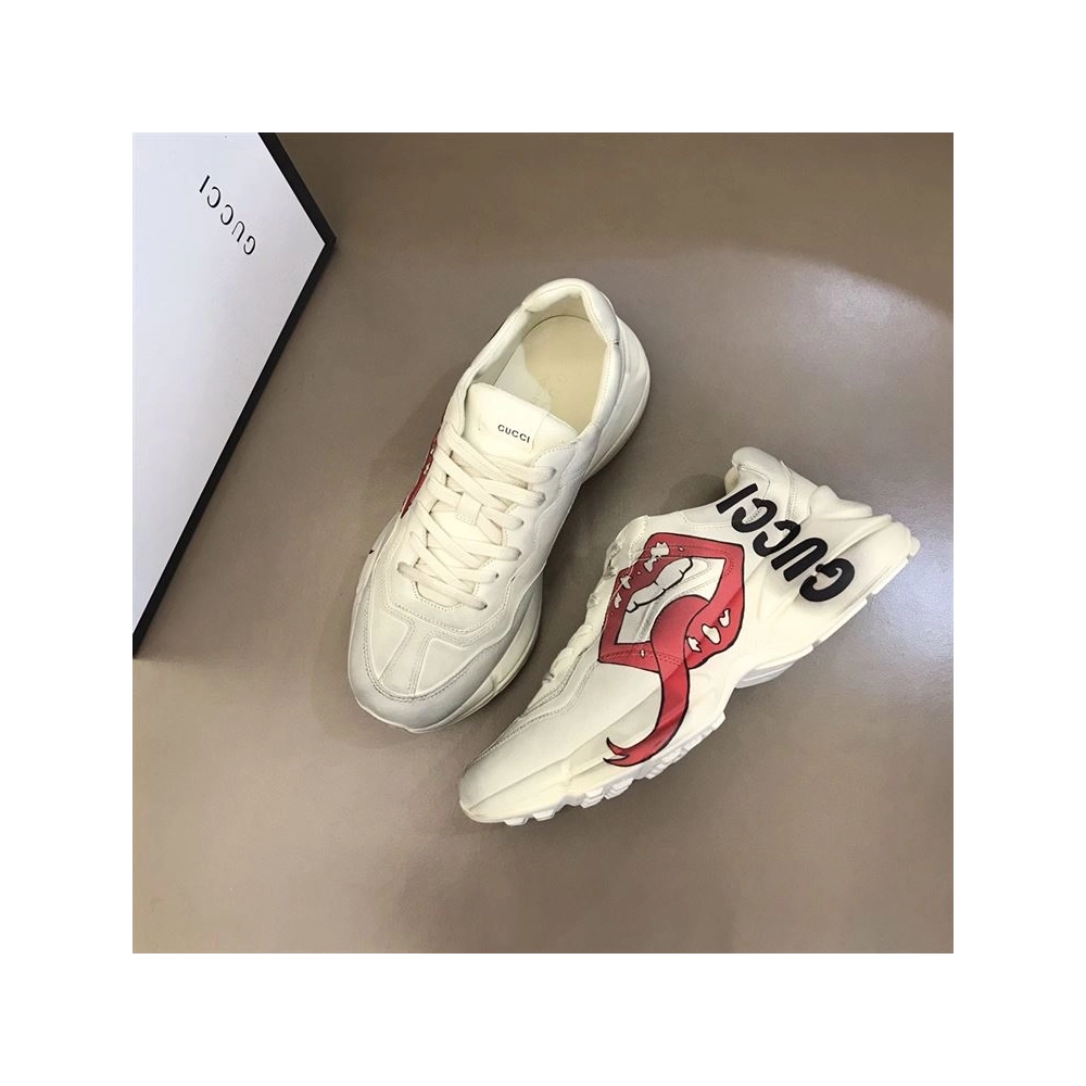 FashionStatement,GUCCI,IconicStyle,ItalianCraftsmanship,LuxuryFootwear,SNEAKER