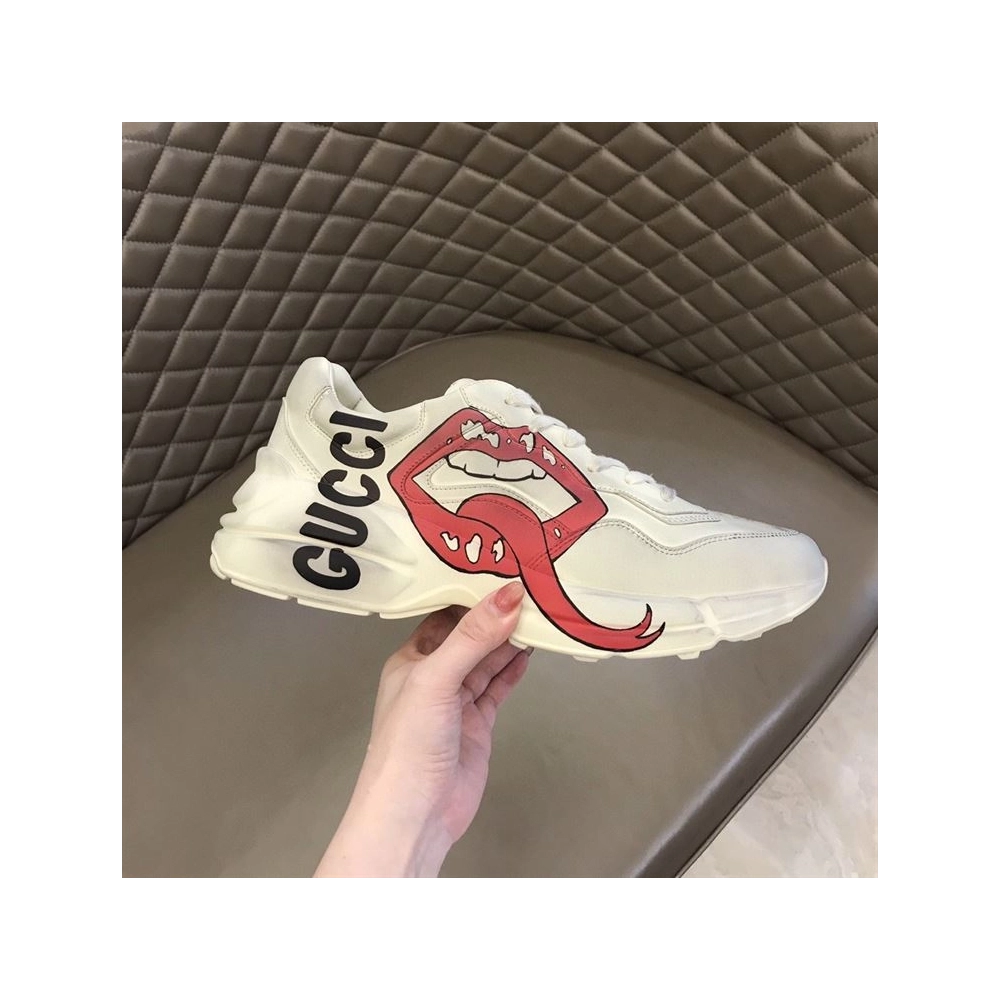 FashionStatement,GUCCI,IconicStyle,ItalianCraftsmanship,LuxuryFootwear,SNEAKER