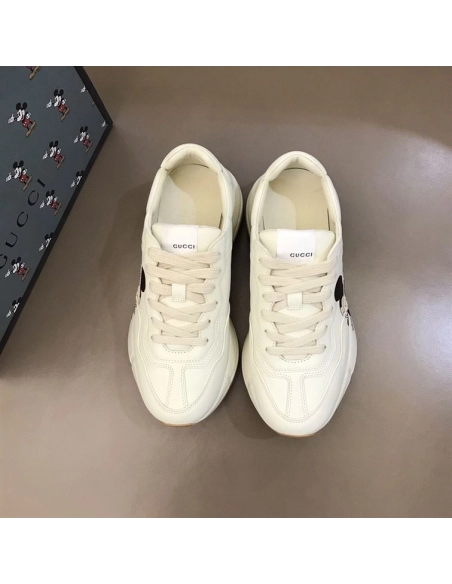 FashionStatement,GUCCI,IconicStyle,ItalianCraftsmanship,LuxuryFootwear,SNEAKER