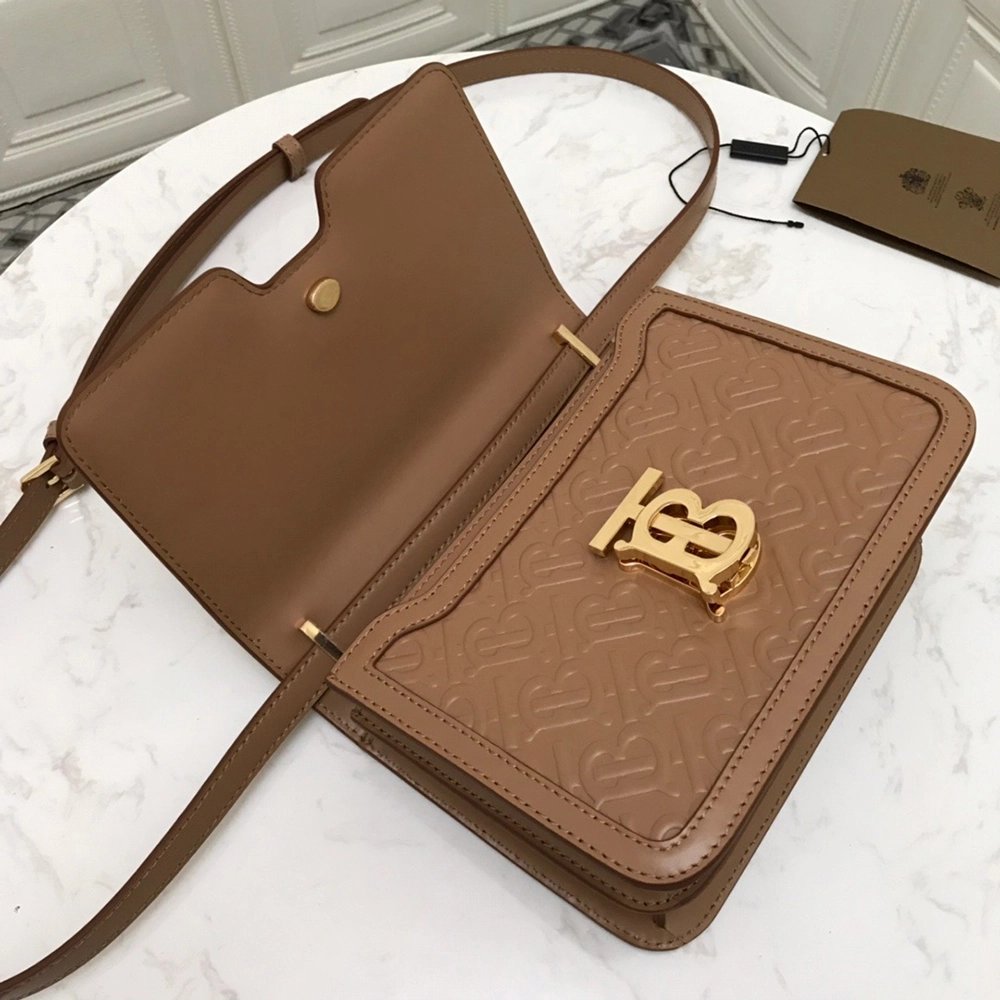 Burberry Bags 750678 21X16X6cm