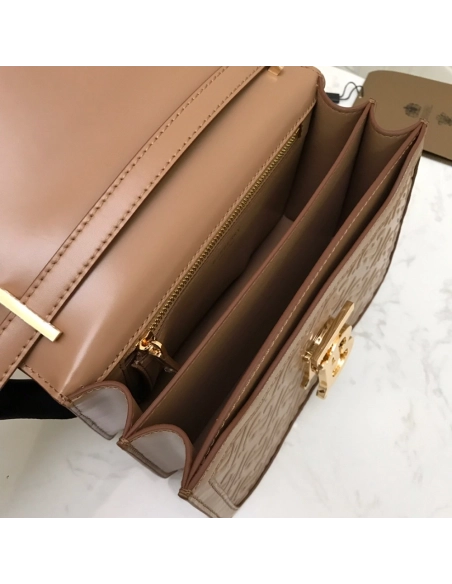 Burberry Bags 750678 21X16X6cm
