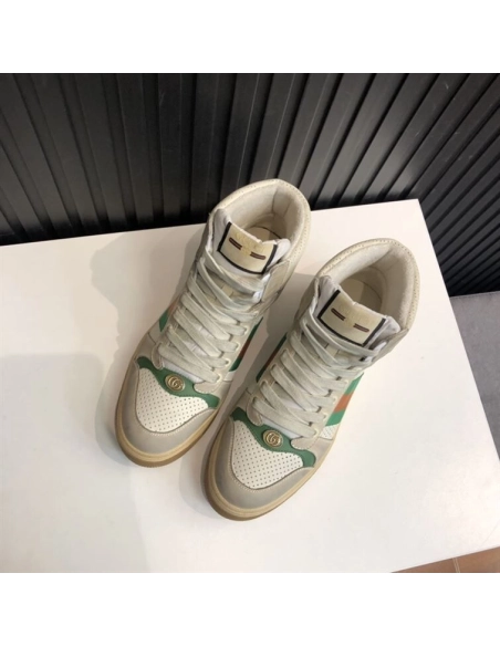 FashionStatement,GUCCI,IconicStyle,ItalianCraftsmanship,LuxuryFootwear,SNEAKER