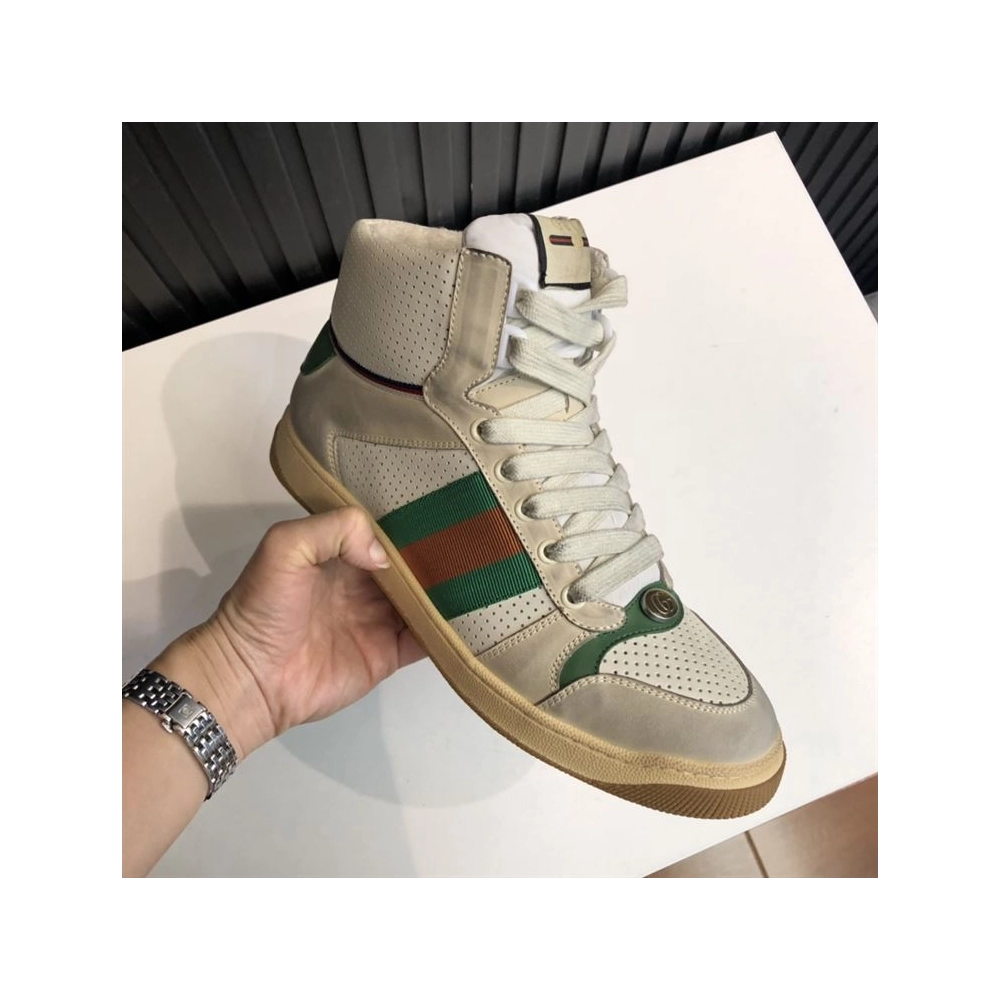 FashionStatement,GUCCI,IconicStyle,ItalianCraftsmanship,LuxuryFootwear,SNEAKER