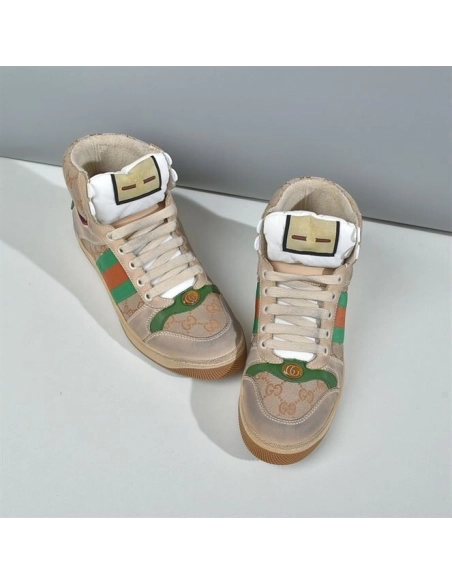 FashionStatement,GUCCI,IconicStyle,ItalianCraftsmanship,LuxuryFootwear,SNEAKER