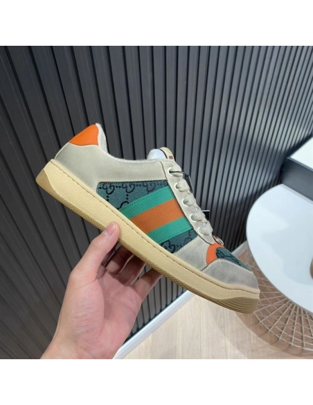 FashionStatement,GUCCI,IconicStyle,ItalianCraftsmanship,LuxuryFootwear,SNEAKER