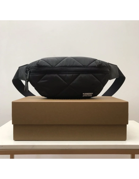 Burberry Bags 450679 31X7.5X16cm