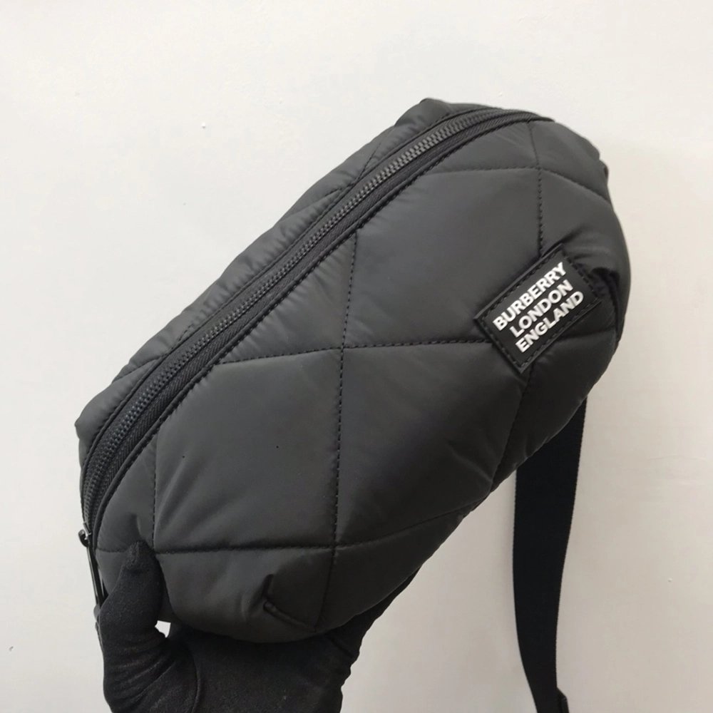 Burberry Bags 450679 31X7.5X16cm