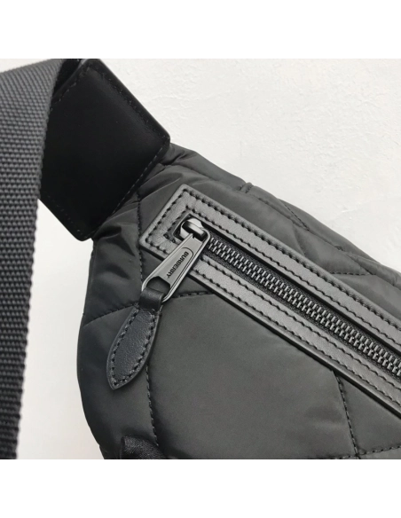 Burberry Bags 450679 31X7.5X16cm