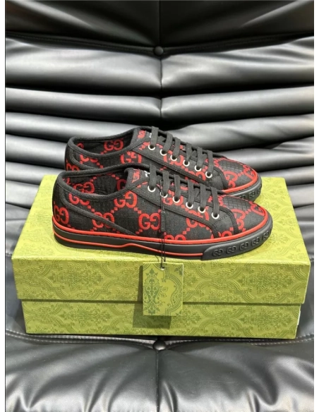 GUCCI,SHOES FOR MEN,SNEAKER