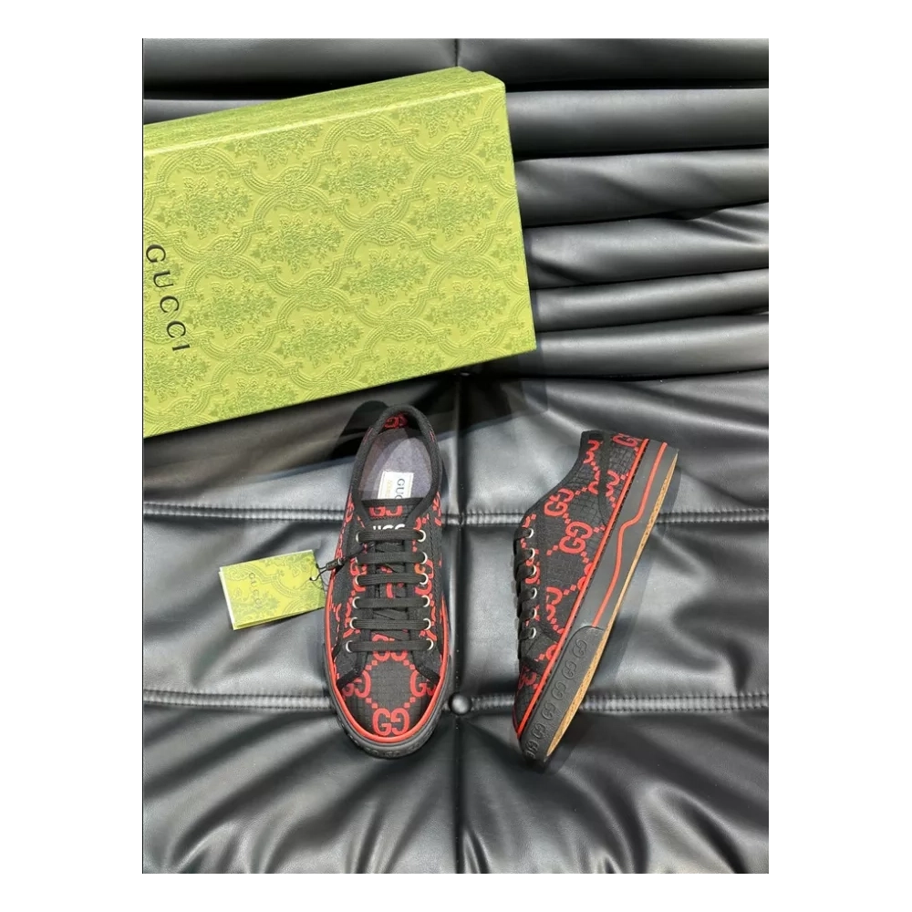 GUCCI,SHOES FOR MEN,SNEAKER