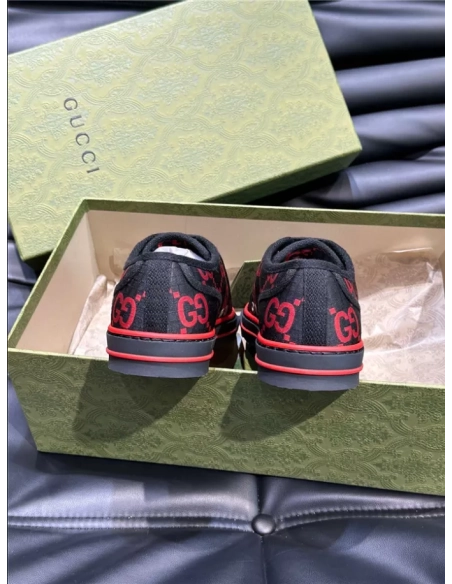 GUCCI,SHOES FOR MEN,SNEAKER