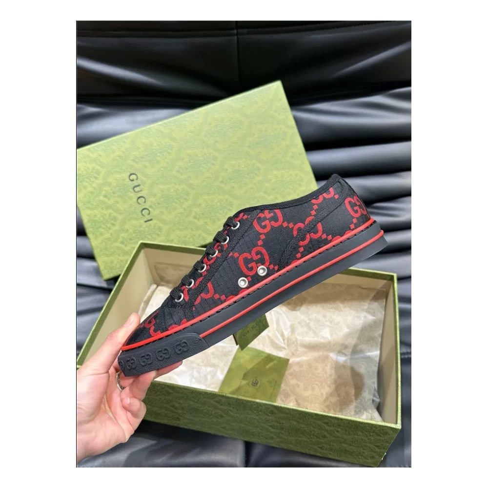 GUCCI,SHOES FOR MEN,SNEAKER