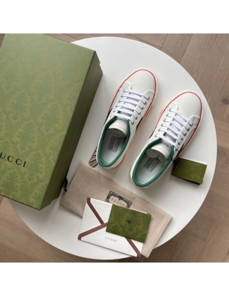 GUCCI,LuxuryFootwear,SNEAKER