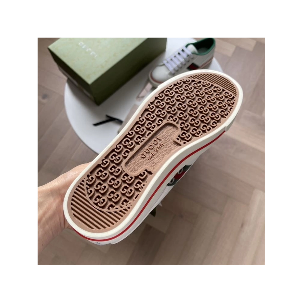 GUCCI,LuxuryFootwear,SNEAKER