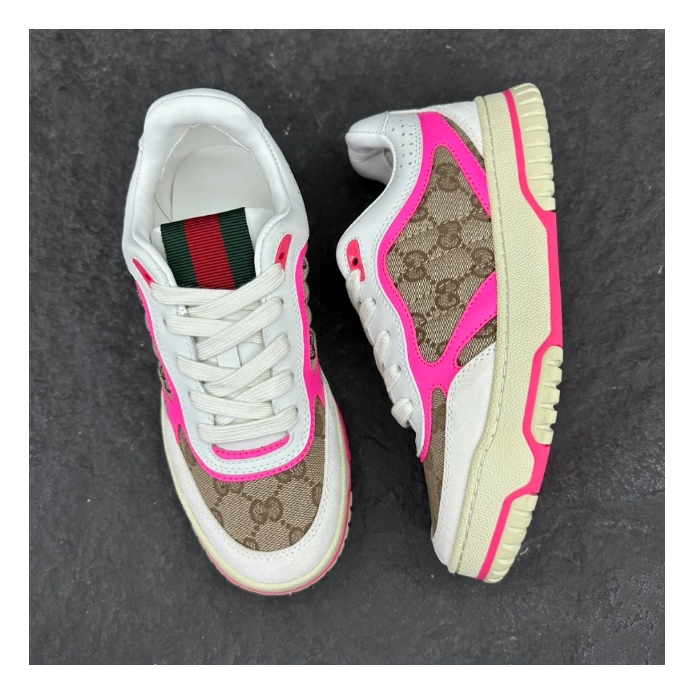 FashionStatement,GUCCI,IconicStyle,ItalianCraftsmanship,LuxuryFootwear,SNEAKER