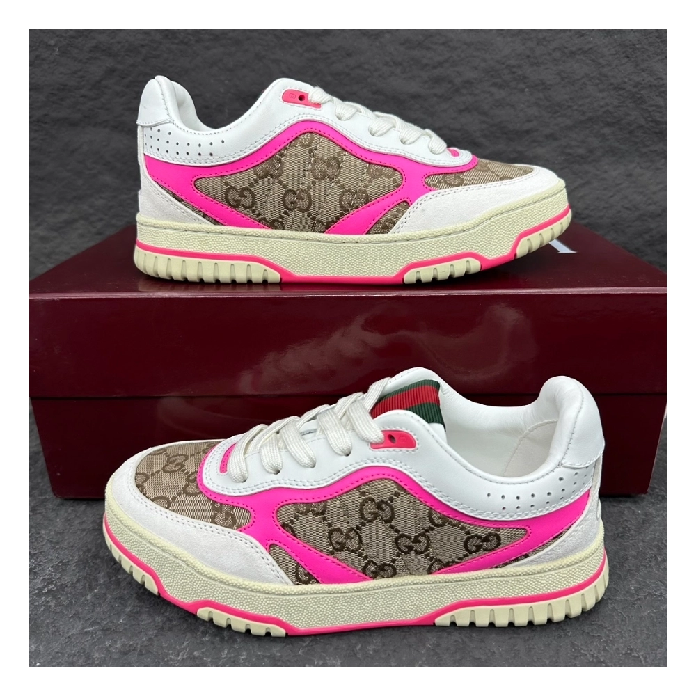 FashionStatement,GUCCI,IconicStyle,ItalianCraftsmanship,LuxuryFootwear,SNEAKER