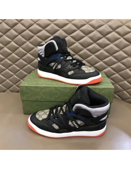 FashionStatement,GUCCI,IconicStyle,ItalianCraftsmanship,LuxuryFootwear,SNEAKER