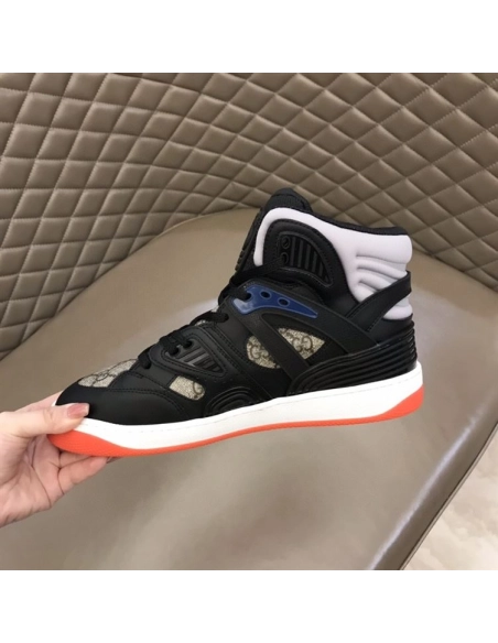 FashionStatement,GUCCI,IconicStyle,ItalianCraftsmanship,LuxuryFootwear,SNEAKER