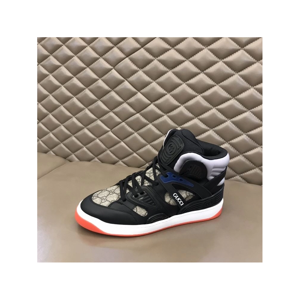 FashionStatement,GUCCI,IconicStyle,ItalianCraftsmanship,LuxuryFootwear,SNEAKER