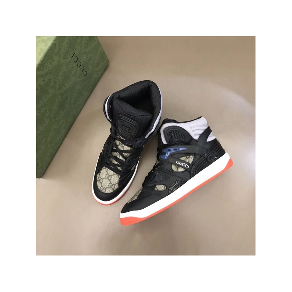 FashionStatement,GUCCI,IconicStyle,ItalianCraftsmanship,LuxuryFootwear,SNEAKER