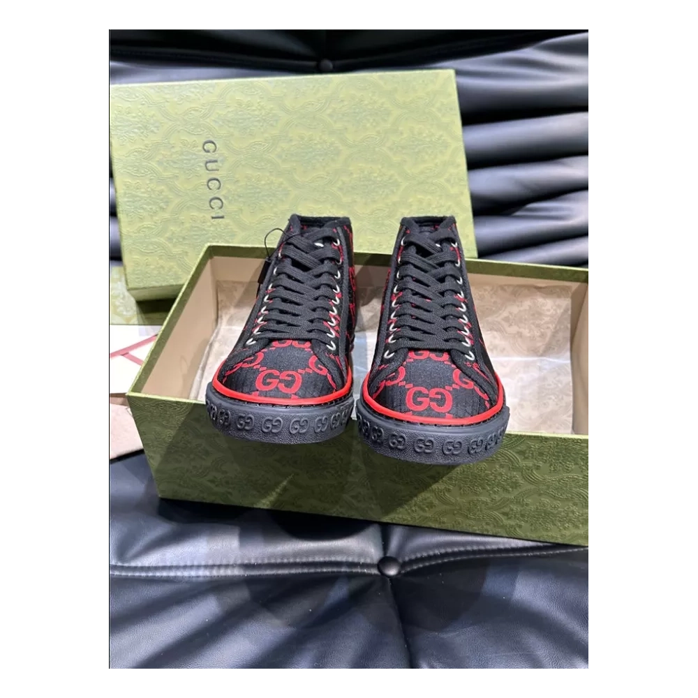 GUCCI,SHOES FOR MEN,SNEAKER