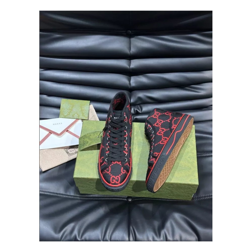 GUCCI,SHOES FOR MEN,SNEAKER