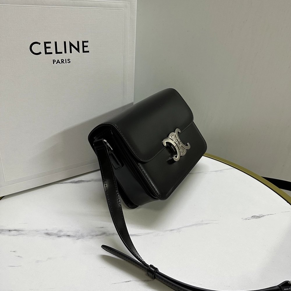 Celine Bags 188423 18.5X14X6cm
