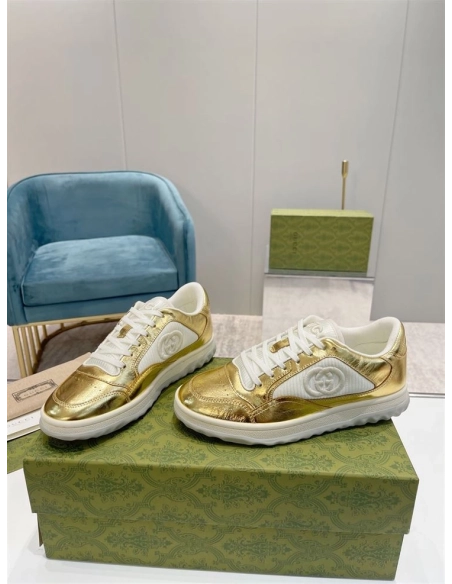 FashionStatement,GUCCI,IconicStyle,ItalianCraftsmanship,LuxuryFootwear,SNEAKER