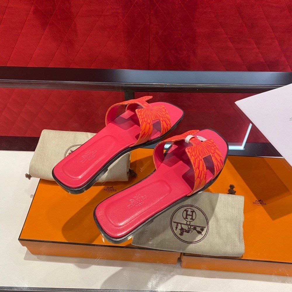 Hermes flat slides
