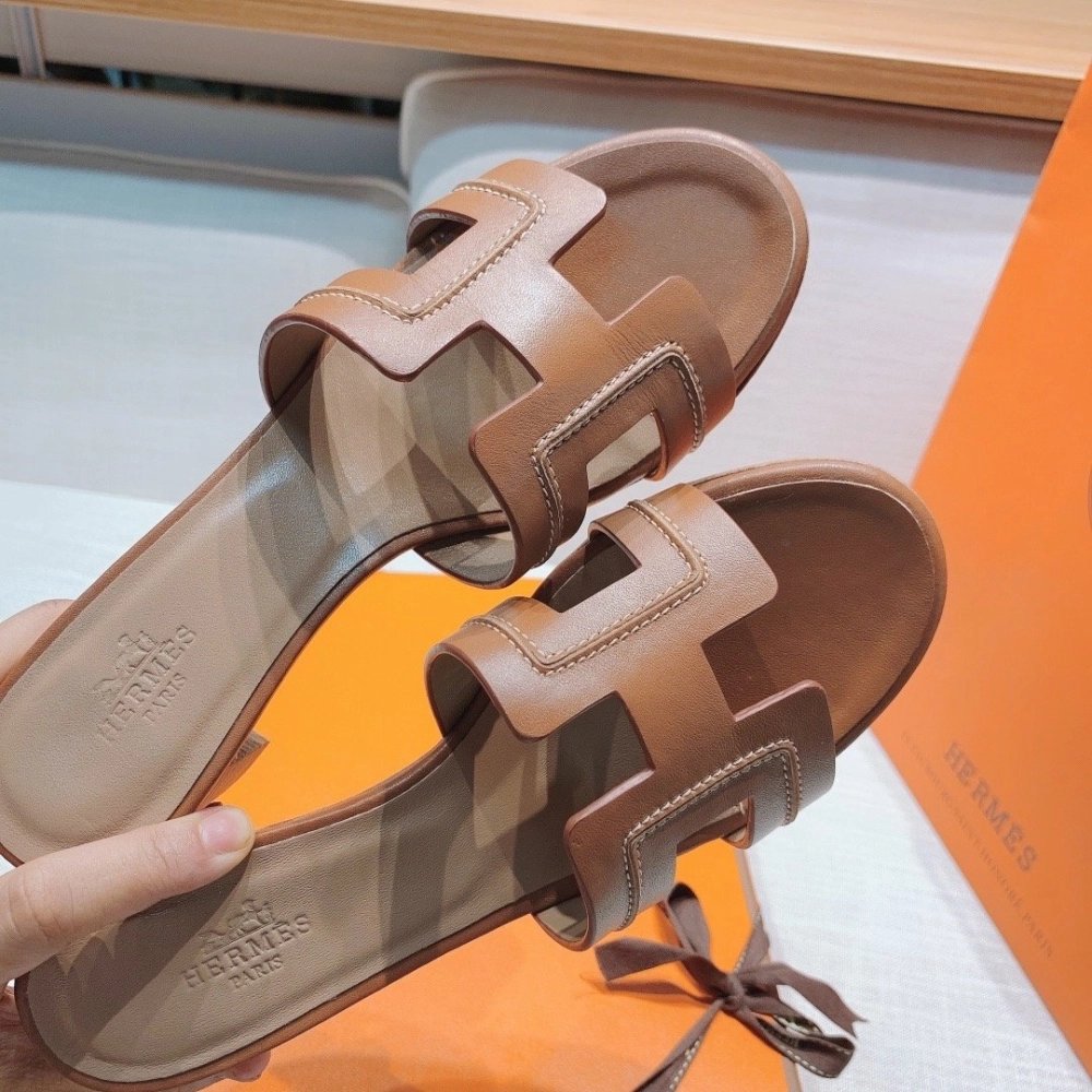Hermes mid-heel slides