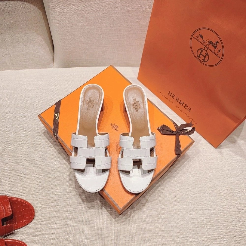 Hermes mid-heel slides summer shoes_2