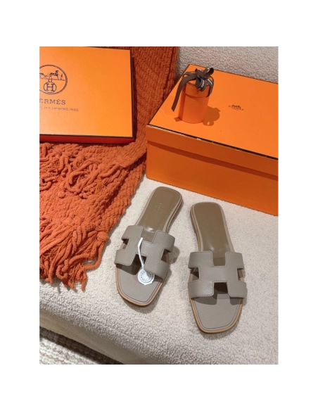 Hermes Oran slides