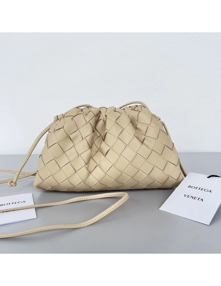 Bottega Veneta bags 84243 22X12X7cm